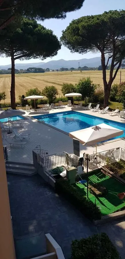 Il Pino Monolocale In Residence Con Piscina Marina di Castagneto Carducci Apartman